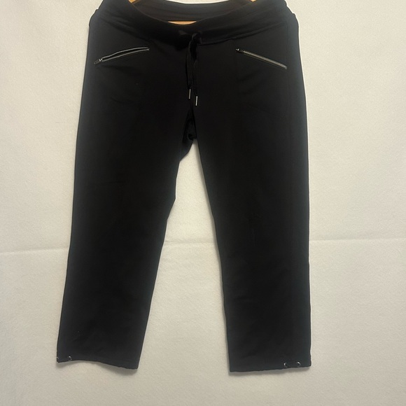 ATHLETA Size Small Black Active Ankle Stretchy Pants - Picture 1 of 7